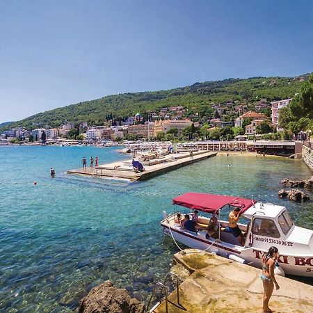 4 Bedroom Nice Apartment In Opatija Extérieur photo