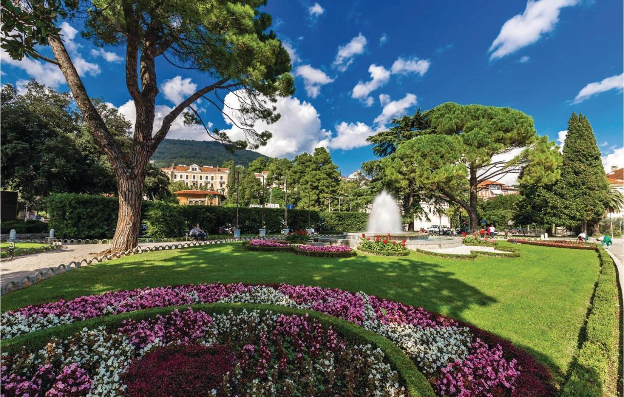 4 Bedroom Nice Apartment In Opatija Extérieur photo